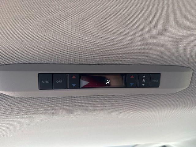 2026 Toyota SIENNA XLE XLE 8 Passenger