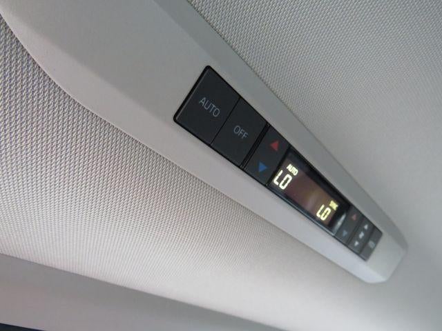 2026 Toyota SIENNA XLE XLE 8 Passenger