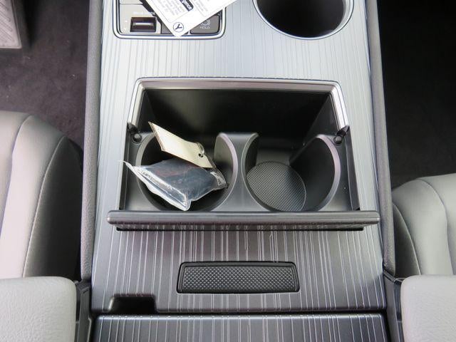 2026 Toyota SIENNA XLE XLE 8 Passenger