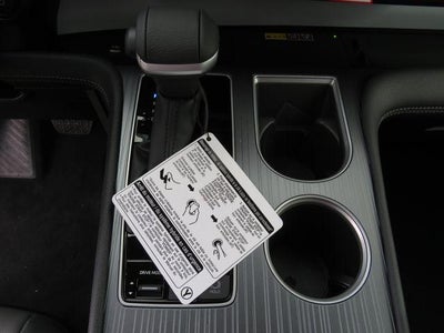 2026 Toyota SIENNA XLE XLE 8 Passenger