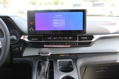 2026 Toyota Sienna XLE 8 Passenger