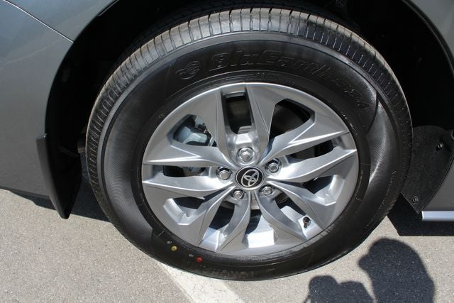 2026 Toyota Sienna XLE 8 Passenger
