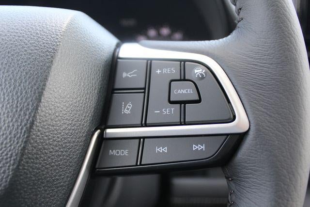 2026 Toyota Sienna XLE 8 Passenger