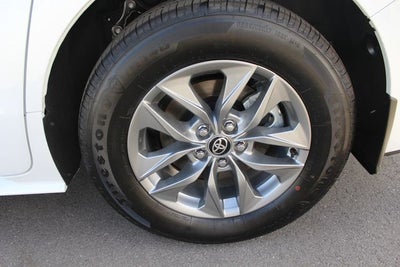 2026 Toyota Sienna XLE 8 Passenger