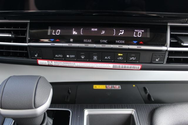 2026 Toyota Sienna XLE 8 Passenger