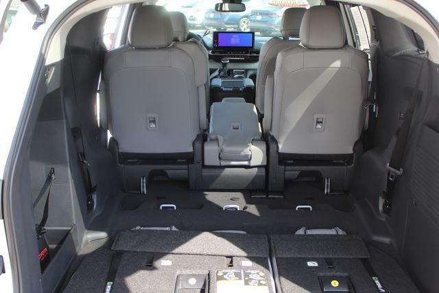 2026 Toyota Sienna XLE 8 Passenger