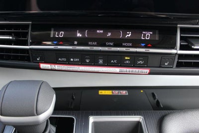 2026 Toyota Sienna XLE 8 Passenger