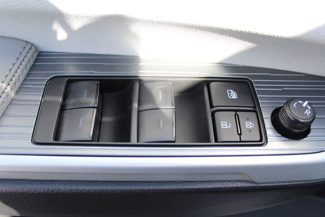 2026 Toyota Sienna XLE 8 Passenger