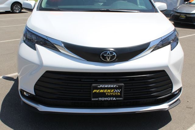2026 Toyota Sienna XLE 7 Passenger