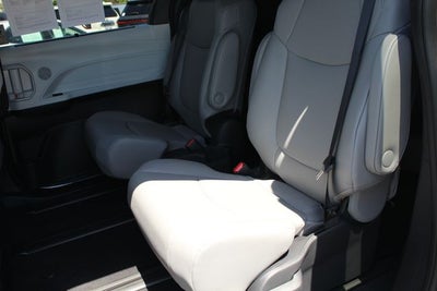 2026 Toyota Sienna XLE 7 Passenger