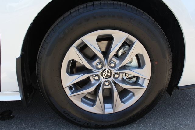 2026 Toyota Sienna XLE 7 Passenger