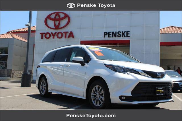 2026 Toyota Sienna XLE 7 Passenger