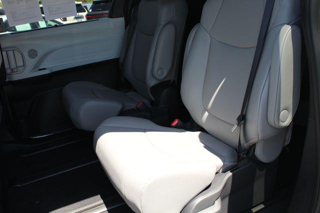 2026 Toyota Sienna XLE 7 Passenger