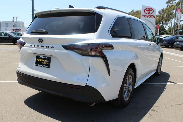 2026 Toyota Sienna XLE 7 Passenger