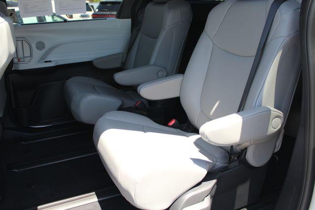 2026 Toyota Sienna XLE 7 Passenger