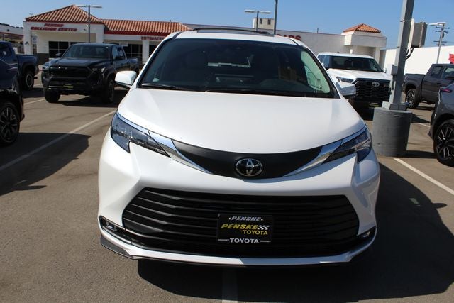 2026 Toyota Sienna XLE 7 Passenger