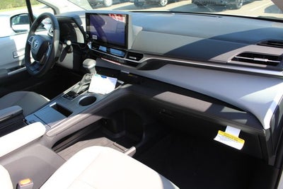 2026 Toyota Sienna XLE 7 Passenger