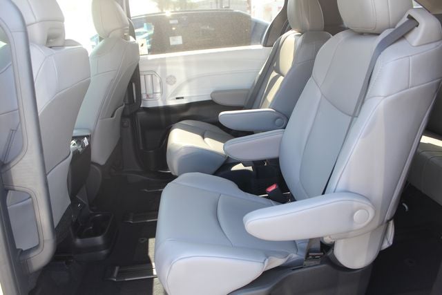 2026 Toyota Sienna XLE 7 Passenger