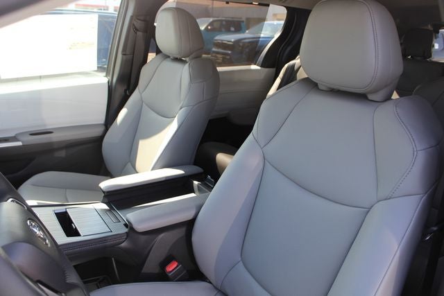 2026 Toyota Sienna XLE 7 Passenger