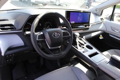 2026 Toyota Sienna XLE 7 Passenger