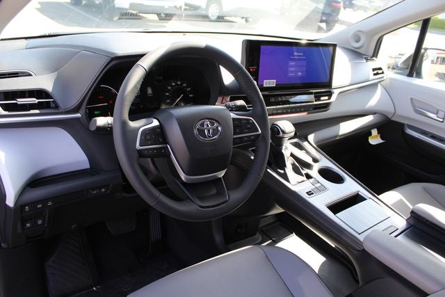 2026 Toyota Sienna XLE 7 Passenger