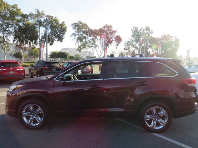 2018 Toyota Highlander Base