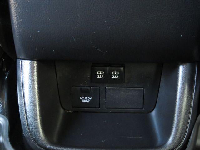 2018 Toyota HIGHLANDER Base