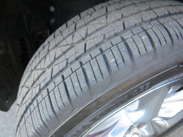 2018 Toyota HIGHLANDER Base