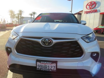 2022 Toyota HIGHLANDER LE