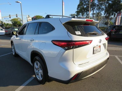 2022 Toyota HIGHLANDER LE