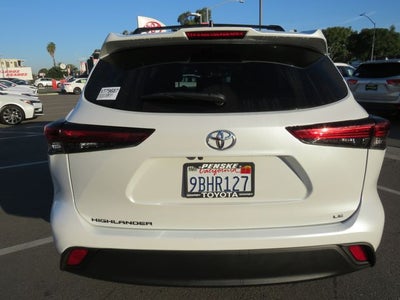 2022 Toyota HIGHLANDER LE