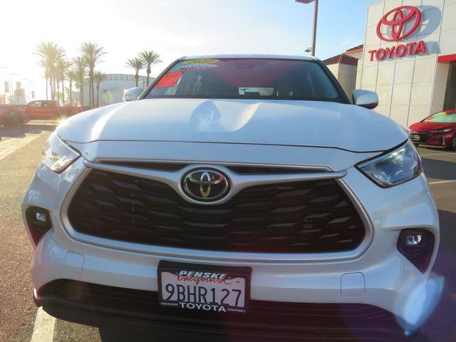 2022 Toyota HIGHLANDER LE