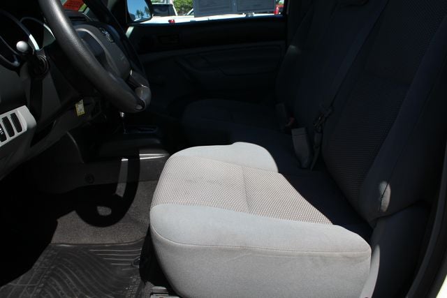 2014 Toyota TACOMA Base