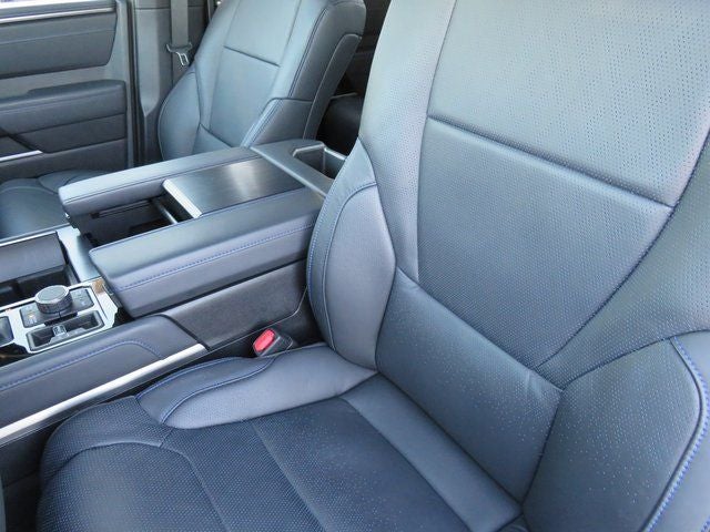 2026 Toyota Tundra i-FORCE MAX Platinum i-FORCE MAX