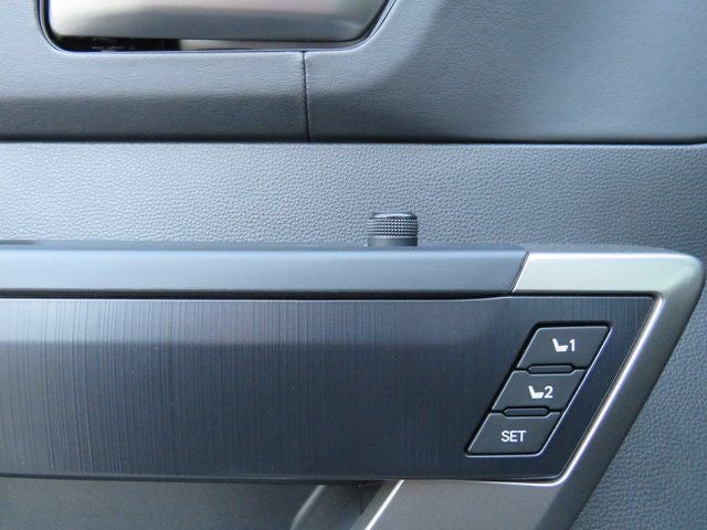 2026 Toyota Tundra i-FORCE MAX Platinum i-FORCE MAX