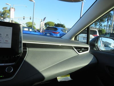 2025 Toyota COROLLA LE