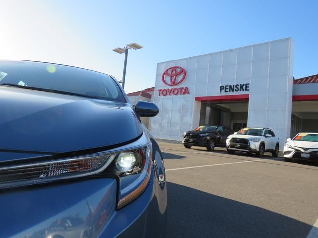 2025 Toyota COROLLA LE