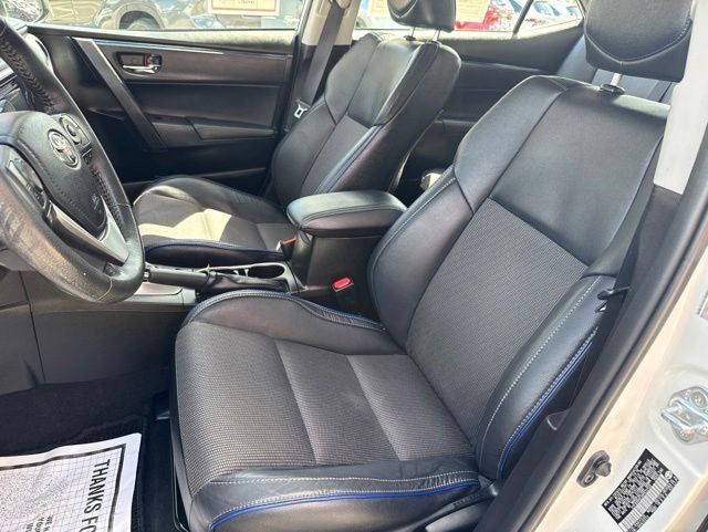 2017 Toyota COROLLA SE