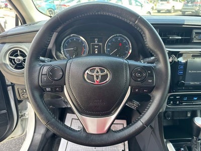 2017 Toyota COROLLA SE