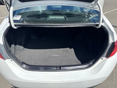 2017 Toyota COROLLA SE