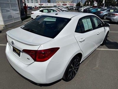 2017 Toyota COROLLA SE