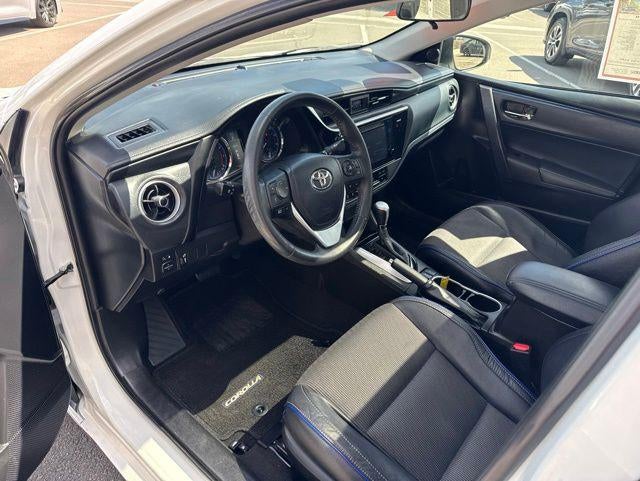 2017 Toyota COROLLA SE