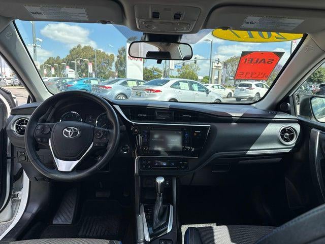 2017 Toyota COROLLA SE