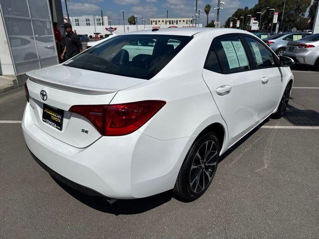 2017 Toyota COROLLA SE