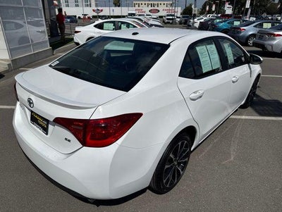 2017 Toyota COROLLA SE