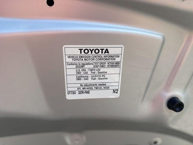 2022 Toyota COROLLA LE