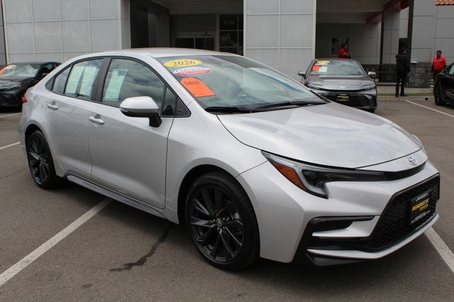 2026 Toyota COROLLA SE