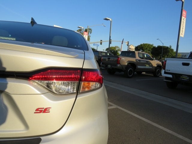 2022 Toyota COROLLA SE