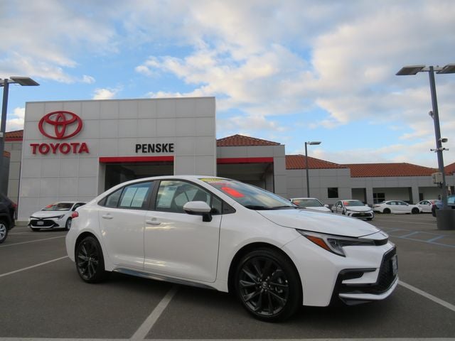 2026 Toyota COROLLA SE