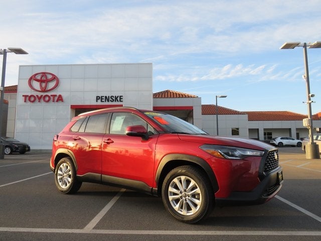 2022 Toyota Corolla Cross LE